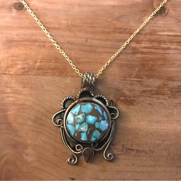 Tibetan Turquoise Marble Shatter Ethnic Ornate Southwest Native American Pendant - Picture 5 of 9